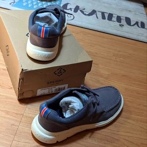 Sperry Women's Captains Moc 7.5